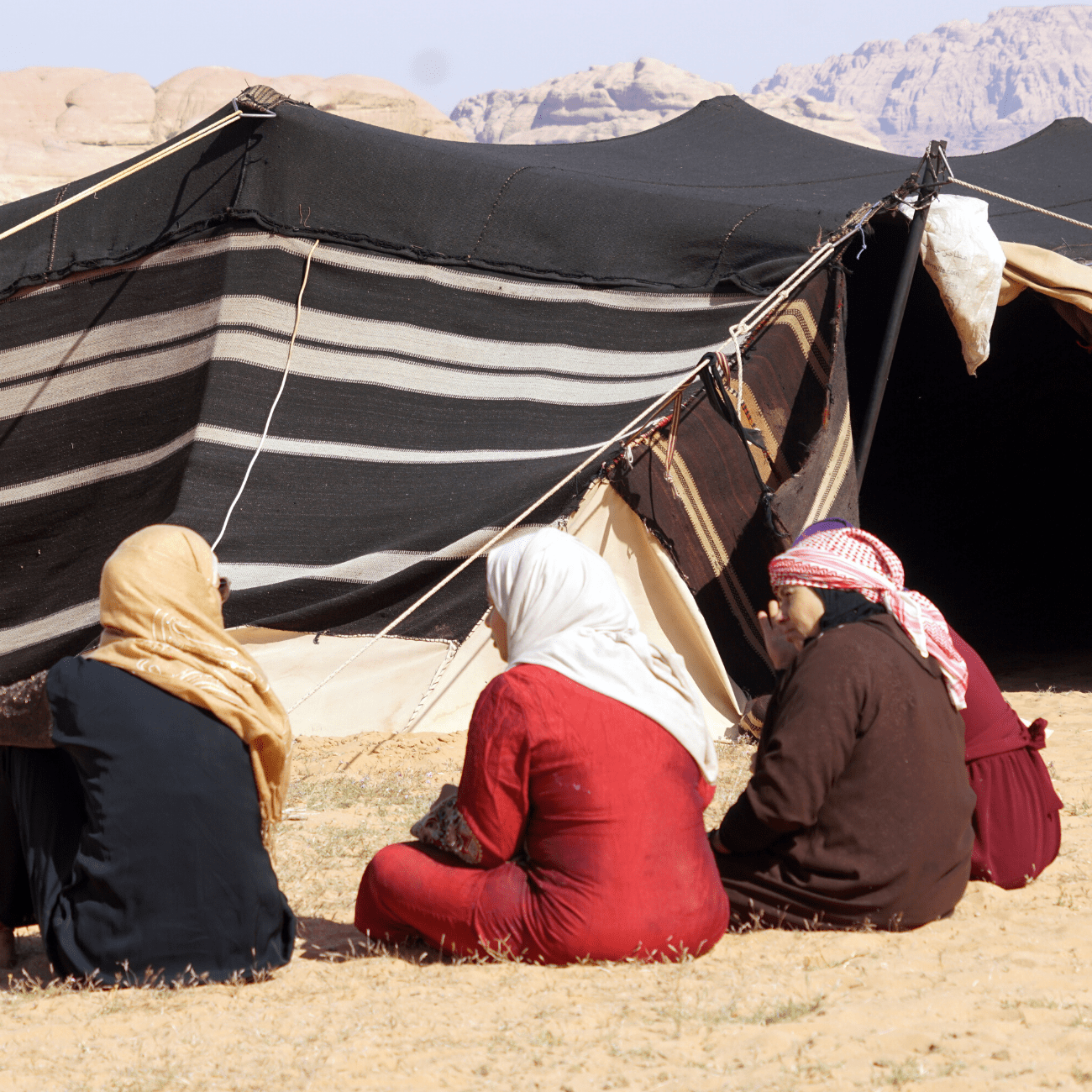 Bezoek aan mijn Bedoeïenenfamilie tijdens het offerfeest. Blog voor De wereldwijven. Jordan Desert Journeys