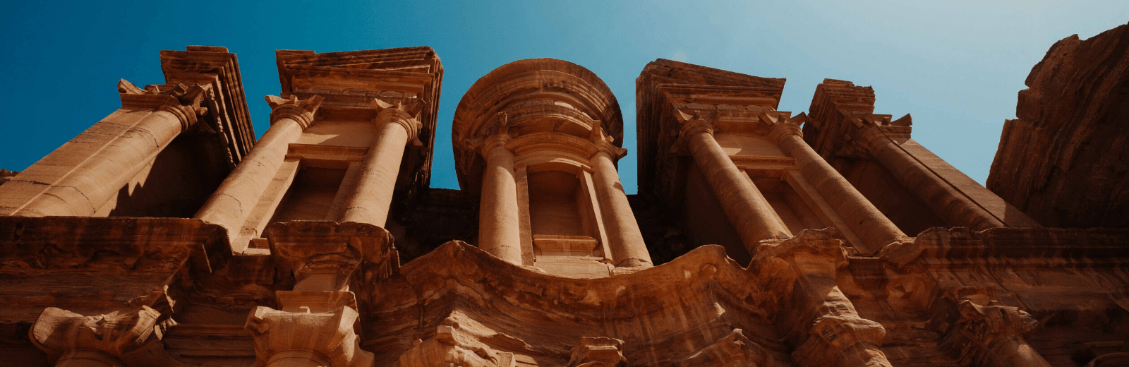 Petra, Reizen Jordanië. Jordan Desert Journeys